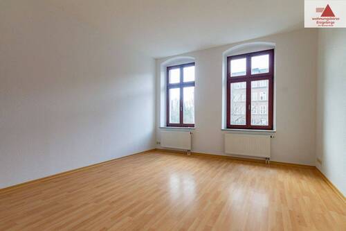 Wohnzimmer - 2 Zimmer Etagenwohnung zur Miete in Chemnitz