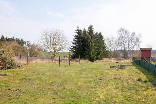 Blick aufs Grundstück - 