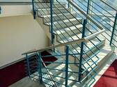 Treppe in der Logistikhalle - 