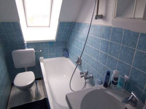 Badezimmer - 2 Zimmer Etagenwohnung in Neumünster