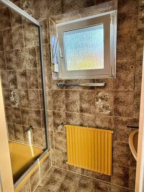 Duschbad im Erdgeschoss - 