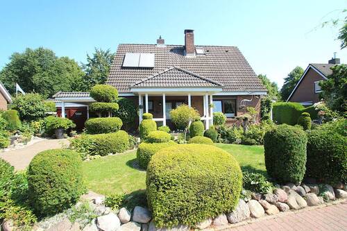 Einfamilienhaus mit vielen Nutzungsmöglichkeiten - Sehr gepflegtes Einfamilienhaus mit vielen Nutzungsmöglichkeiten