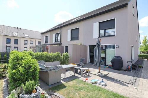 Terrasse & Rückansicht - 