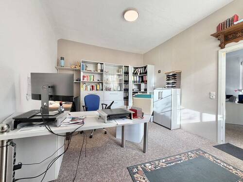 Büro 4 - 1 Zimmer Mehrfamilienhaus, Wohnhaus in Birkenwerder