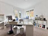 Büro 1 - 