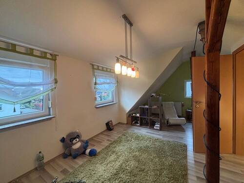 H 551 DG Raum 2.jpg - 