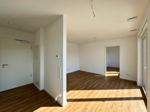 Flureingang / Wohnzimmer - 2 Zimmer Etagenwohnung zum Kaufen in Salzgitter