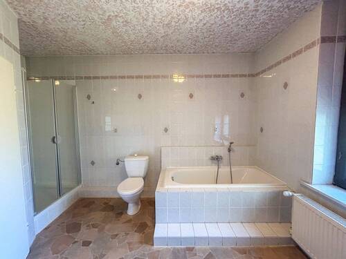 30 WE2 Badezimmer OG hinten - 