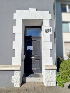2 Eingangstüre - Mehrfamilienhaus, Wohnhaus zum Kaufen in Aachen