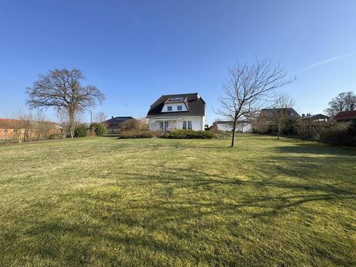 Ansicht vom Garten - 