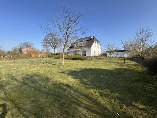 Ansicht vom Garten - 