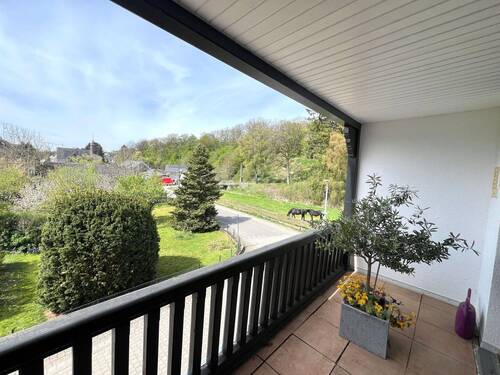 Blick vom Balkon Wohnzimmer OG - 