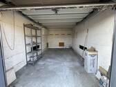 13 Garage - 