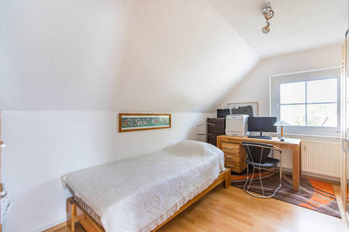 Kinder-/Gästezimmer im DG - 