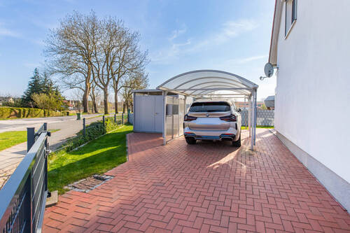 Carport und Geräteschuppen - 