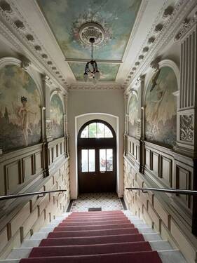 Treppenaufgang - 2 Zimmer Etagenwohnung zur Miete in Leipzig