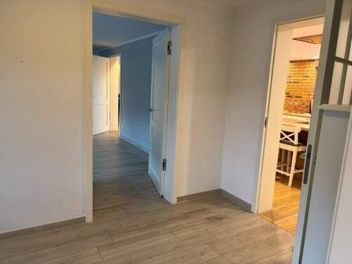 Diele EG - Mehrfamilienhaus, Wohnhaus mit 218,00 m² in Karstädt zum Kaufen