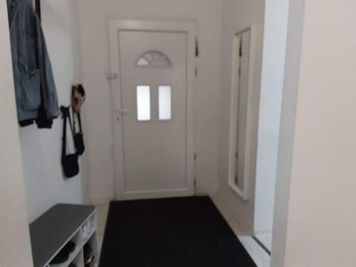 Eingangsbereich - 4 Zimmer Etagenwohnung zum Kaufen in Mönchengladbach