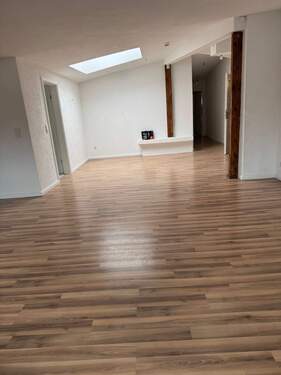 Blick zum Eßbereich/Diele - 