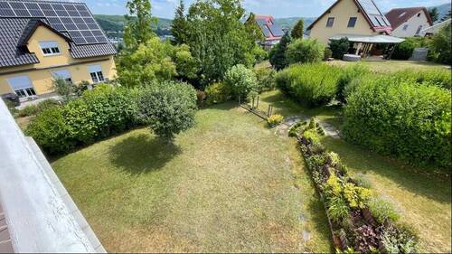 Blick auf das Grundstück - 