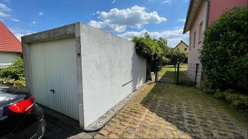 Garage - 