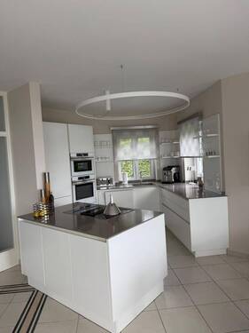 Küche - 6 Zimmer Einfamilienhaus zum Kaufen in Steinberg am See