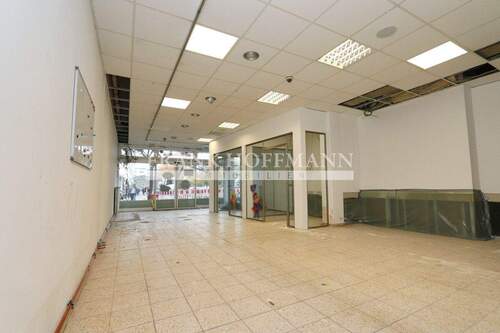 Eingangsbereich 1.1 - 