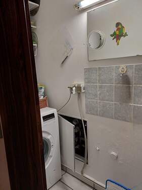 Abstellraum/ Waschm.-Raum/ GWC? - 