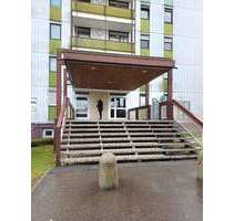 Schicke Wohnung im 8.OG mit Balkon und Panoramablick, Autoabstellplätze am Haus (zur Zeit vermietet) in Neunkirchen Altseiterstal