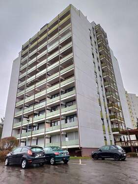 Wohnung in der 8. Etage - 3 Zimmer Etagenwohnung zum Kaufen in Neunkirchen