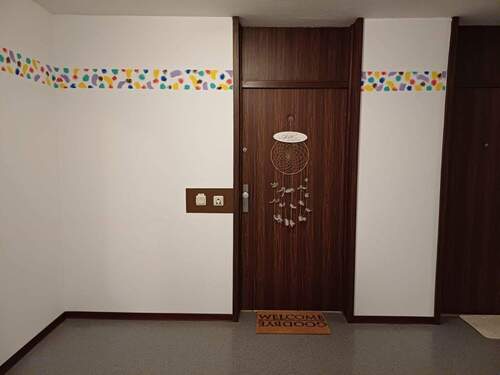 Eingang Wohnung 8.OG - 3 Zimmer Etagenwohnung in Neunkirchen