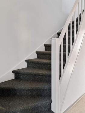 Treppe zum DG - Werz Immobilien - 