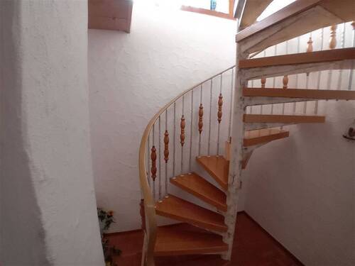 Innentreppe OG zu DG - 