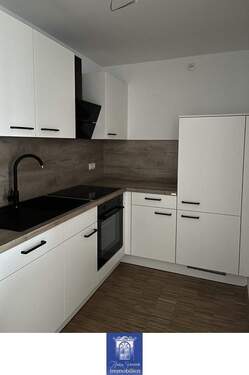 EBK - 2 Zimmer Etagenwohnung in Arnsdorf