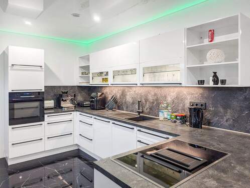 Haus 1 Küche - Werz Immobilien - 