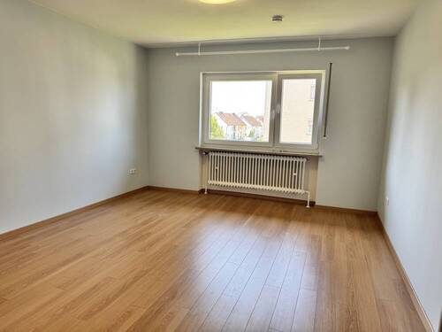 Schlafen - Etagenwohnung mit 74,00 m&sup2; in Gunzenhausen zum Kaufen