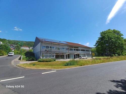 Außen Straßenseite - 