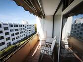 Loggia mit Markise - 
