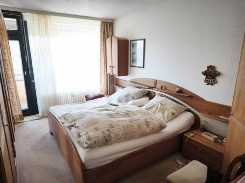 Schlafzimmer + Ausgang Loggia - 