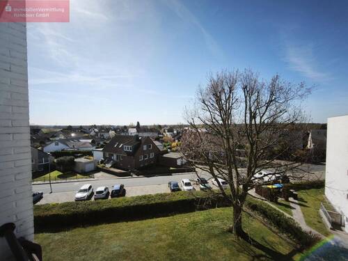 Traumblick von der Loggia - Einziehen oder vermieten - 128.700,00&nbsp;EUR Kaufpreis, ca.&nbsp; 75,00&nbsp;m&sup2;&nbsp;Wohnfl&auml;che