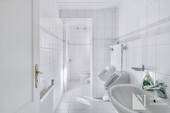Gäste-WC mit Urinale - 