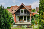 Attraktive Gartenansicht mit Terrasse + Loggia - Doppelhaushälfte mit 200,00 m&sup2; in Lüneburg zum Kaufen