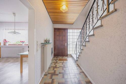 Flur - Einfamilienhaus mit 160,00 m² in Syke zum Kaufen