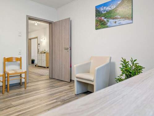 Gästezimmer - Werz Immobilien - 