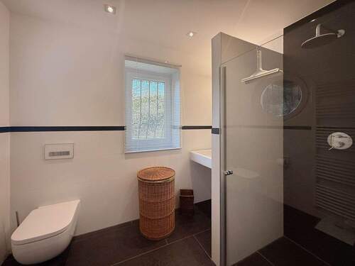 Badezimmer Erdgeschoss - 