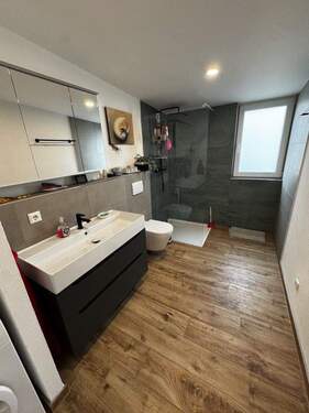 Bad (Musterbild nach sanierung) - 4 Zimmer Etagenwohnung in Leinfelden-Echterdingen