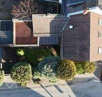 Gepflegtes, großes eventuell Mehrgenerationenhaus - Bischofsheim