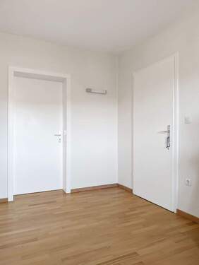 Einliegerwohnung Schlafzimmer - Werz Immobilien - 