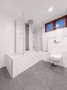 Einliegerwohnung Badezimmer - Werz Immobilien - 