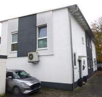 Moderne Doppelhaushälfte mit 4 Zimmern - Rüsselsheim am Main